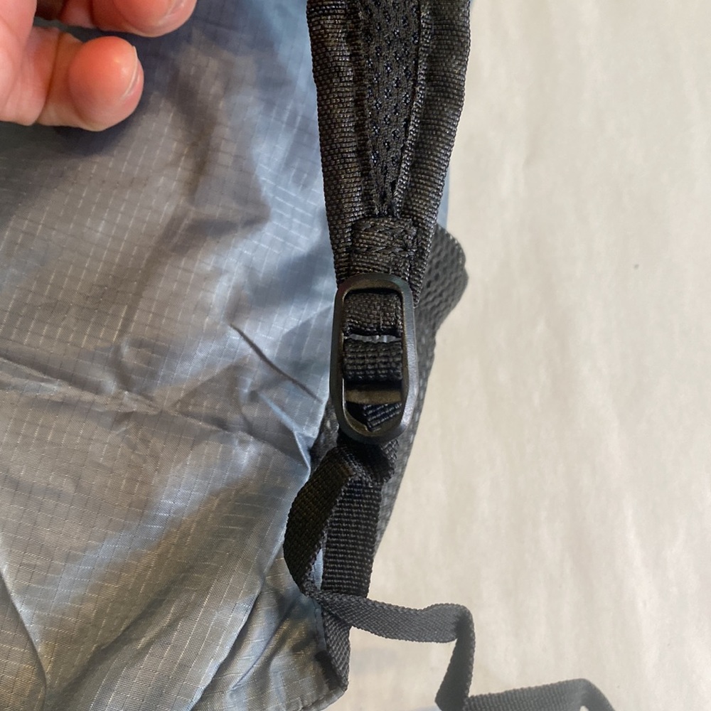 VANAHEIMR GRAY Hiking Backpack 20L Super Light / Portable / Water resistant - Picture 11 of 14